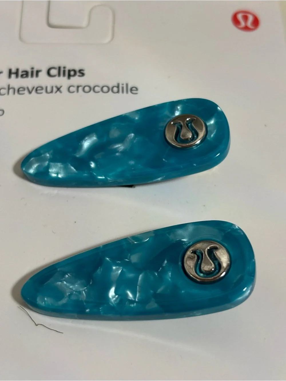 💙 lululemon Alligator Hair Clips 2 Pack Blue Pearlescent NWT